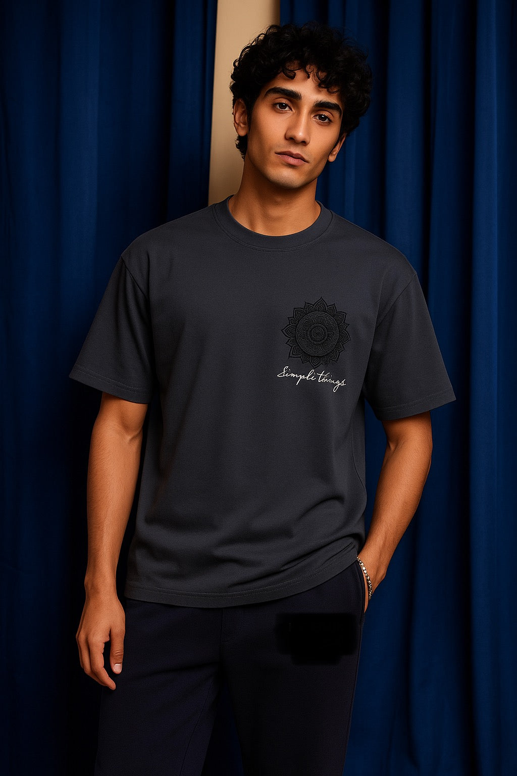 𝐌𝐚𝐧𝐝𝐚𝐥𝐚 𝐅𝐥𝐨𝐰 𝐠𝐫𝐚𝐲 𝐃𝐫𝐨𝐩-𝐒𝐡𝐨𝐮𝐥𝐝𝐞𝐫 𝐓𝐞𝐞